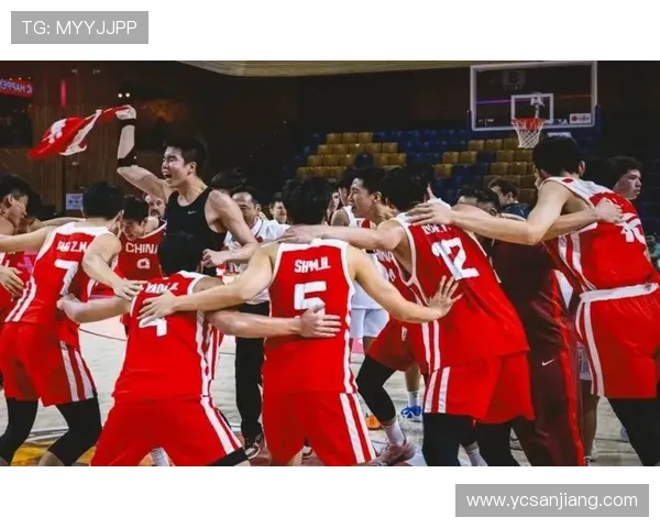 中国男篮成功逆转击败澳大利亚 强势晋级世界杯四强 展现全队拼搏精神