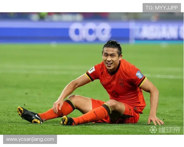 国足逆转取胜再燃世界杯希望年轻球员闪耀赛场展现全新战斗力