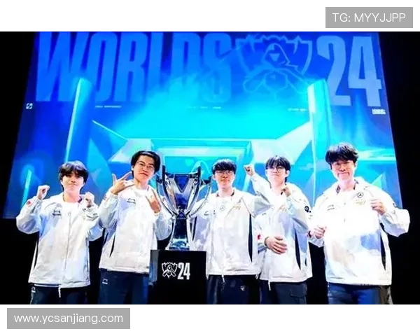 《英雄联盟全球总决赛揭幕战精彩回顾 电竞新星崭露头角引发热议》