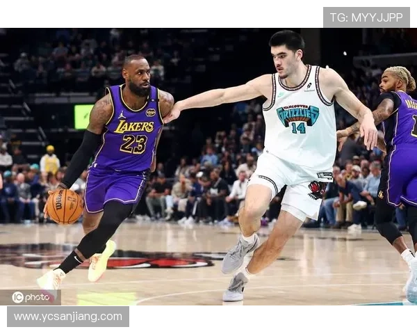 詹姆斯携手浓眉复出湖人迎战勇士 莫兰特伤情引关注